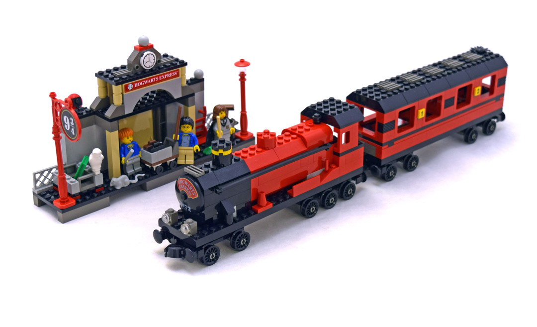 4708: LEGO® Harry Potter Hogwarts Express (2001)