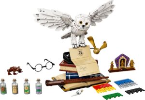 76391: LEGO® Harry Potter Hogwarts Icons - Collectors' Edition